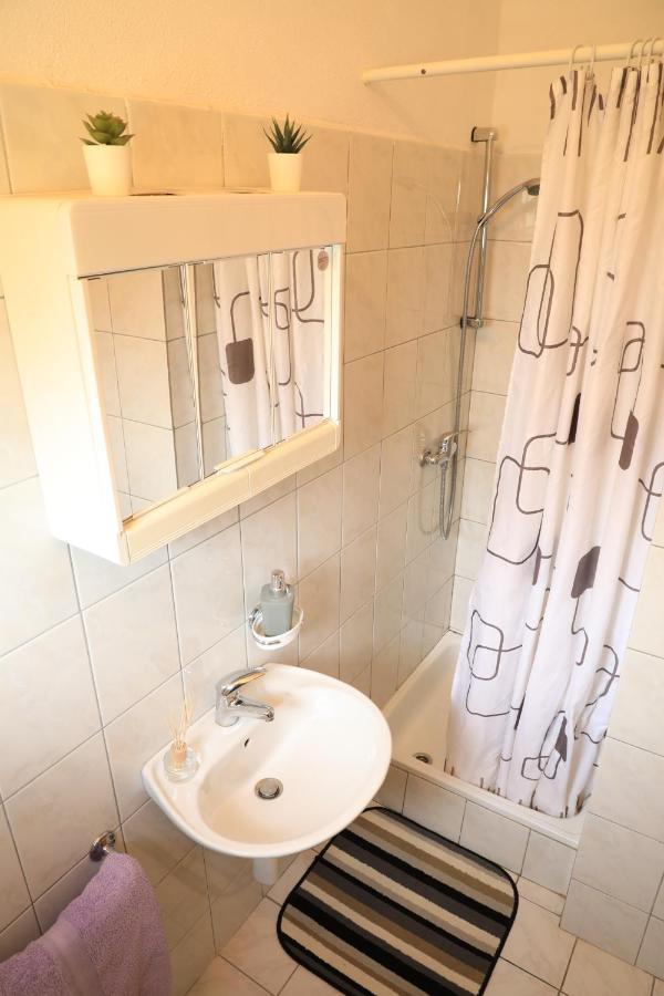 Apartmani Sarlija Pakoštane Exteriör bild