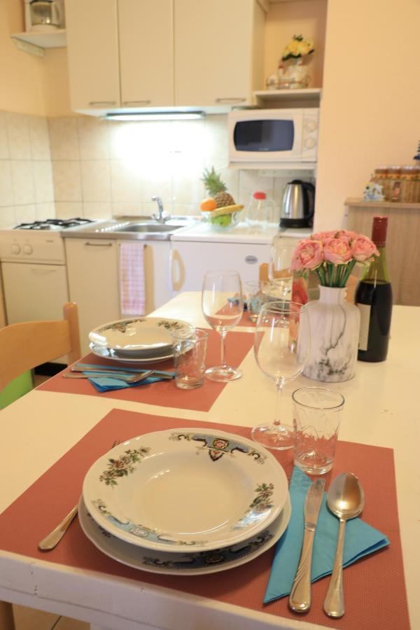 Apartmani Sarlija Pakoštane Exteriör bild