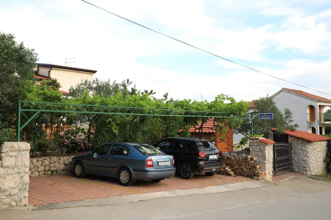 Apartmani Sarlija Pakoštane Exteriör bild